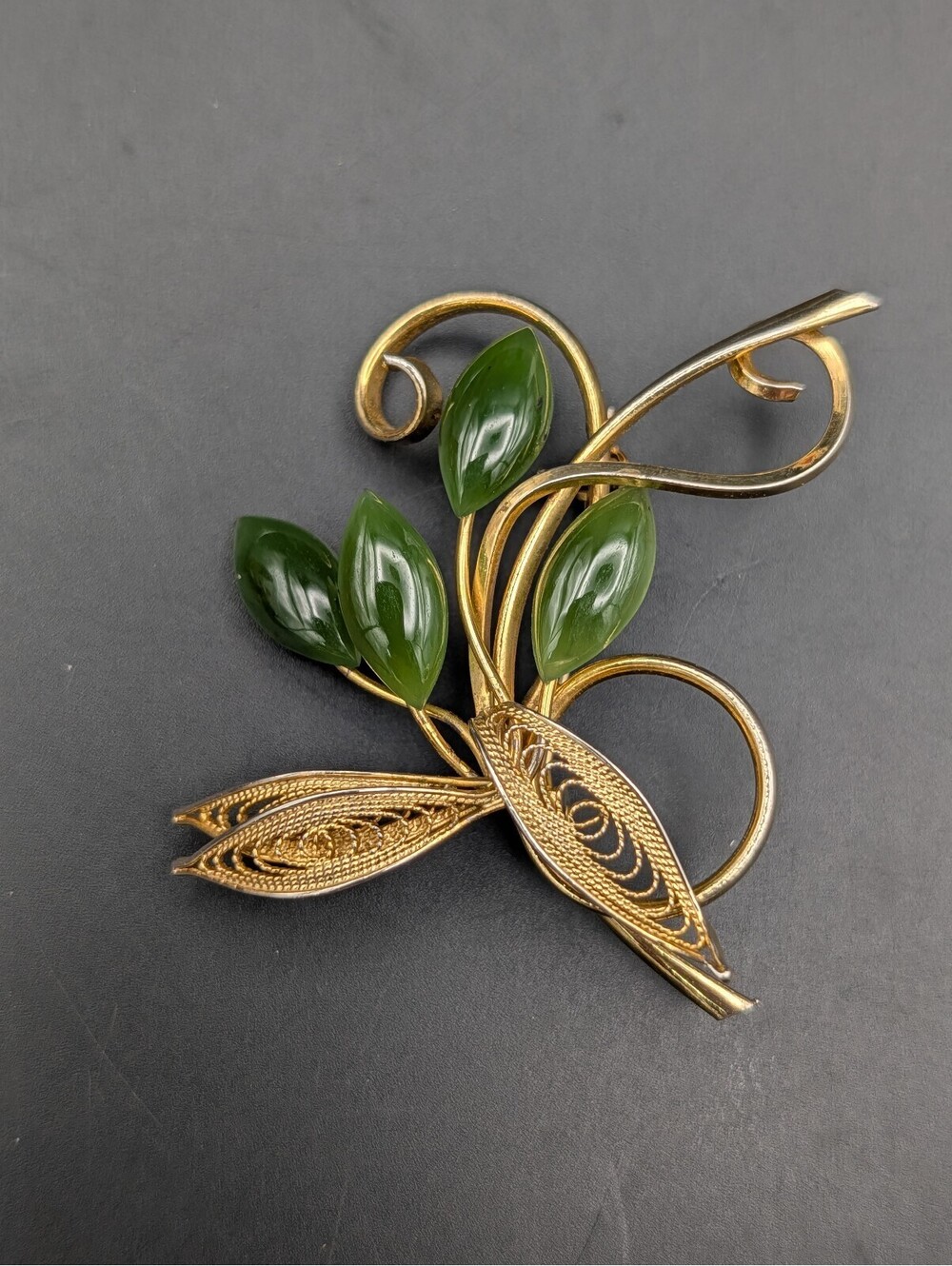 Vintage Jade Filigree Brooch Pin Gold Plated 1950s Floral Spray Leaf Mid Century